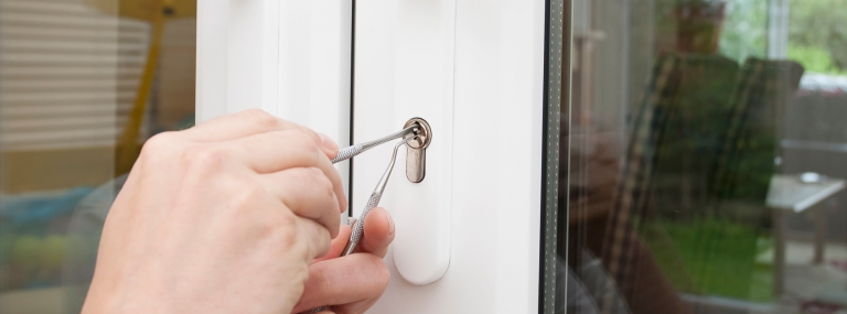 Encino, CA Residents Choose Us for Top-Notch Residential Locksmith Assistance