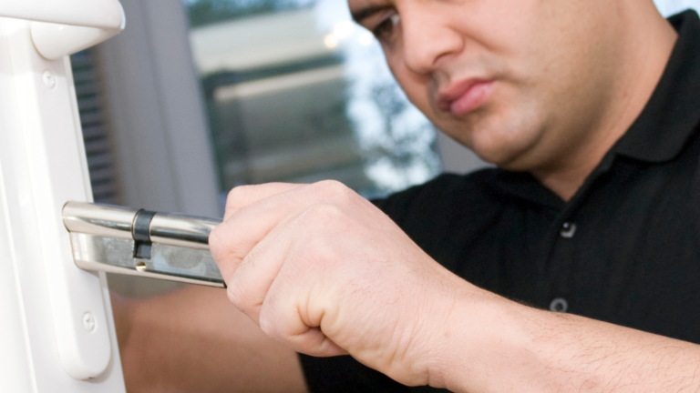 Reliable Commercial Locksmith Solutions in Encino, CA